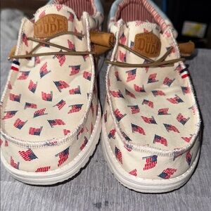 HEYDUDE Men's Wally-H2O Fish Camo Shoes - Lightweight Slip-On Loafers In White/Blue/Red